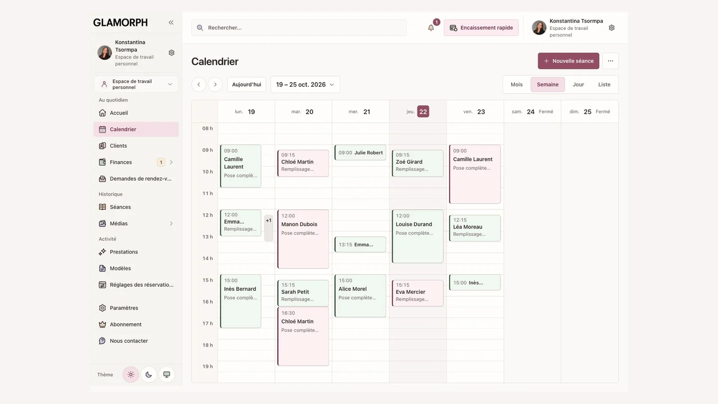 Agenda Glamorph en français avec des rendez-vous de démonstration pour un studio de cils.