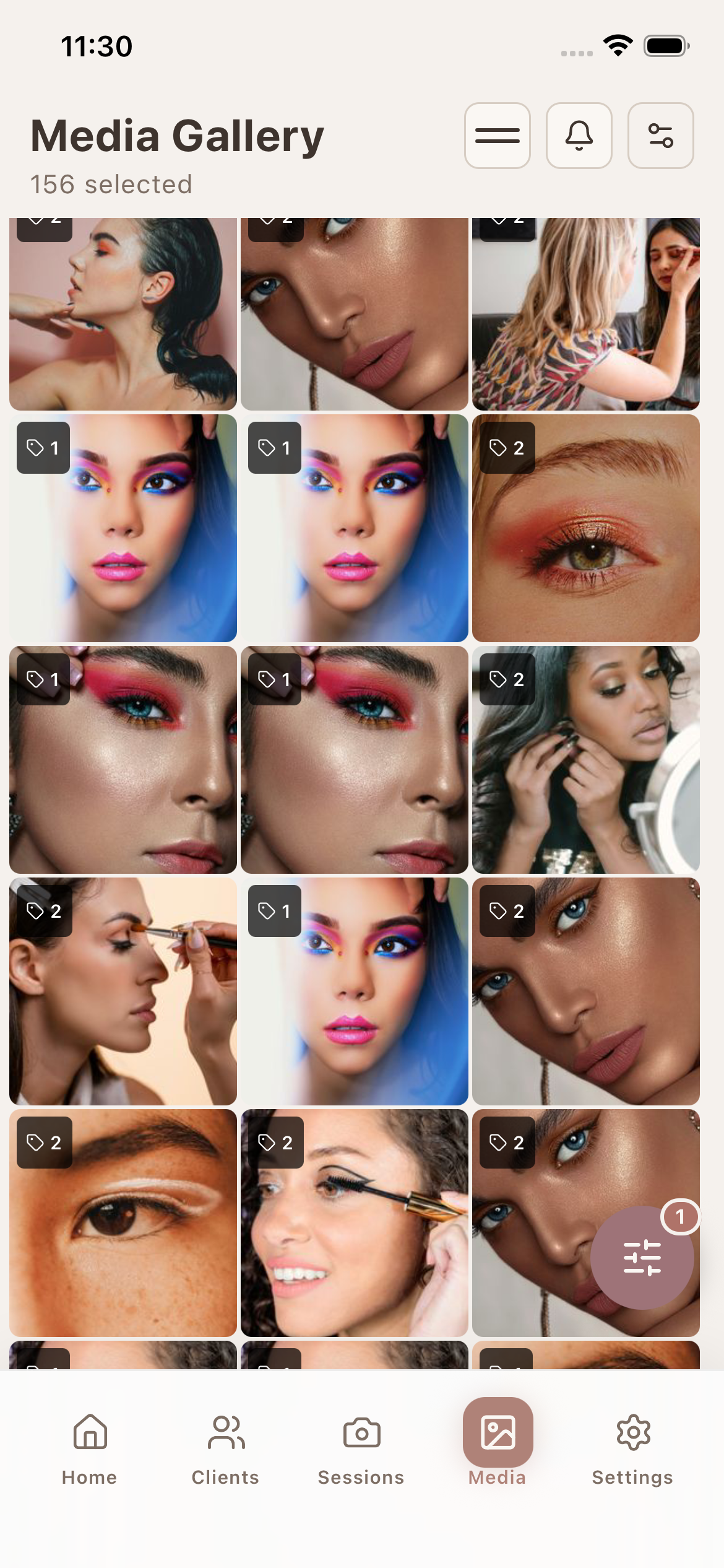 Cloud-synced photo gallery